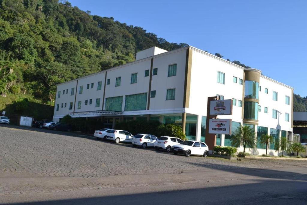 Hotel E Restaurante Bordignon Joaçaba エクステリア 写真